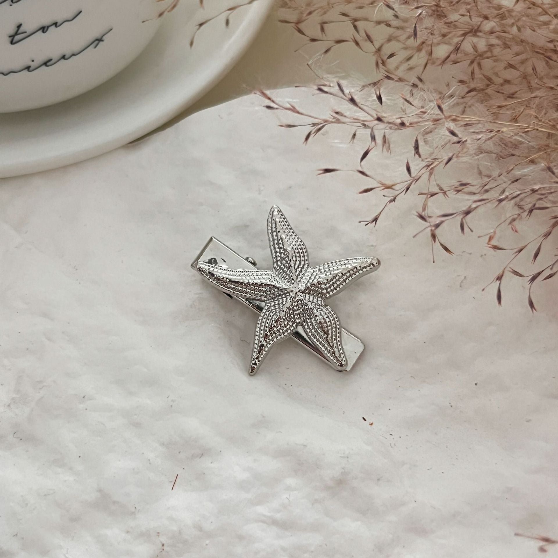 Wholesale Summer New High-grade Niche Marine Style Alloy Texture Striped Hairpin Hair Accessories for Women